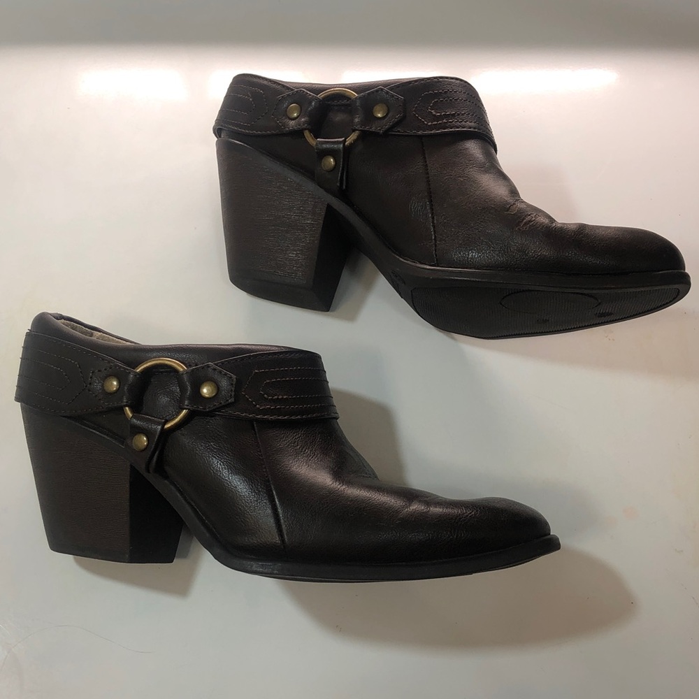 Faded Glory Dark Brown Leather Chukka Booties with Buckle - Picture 4 of 14